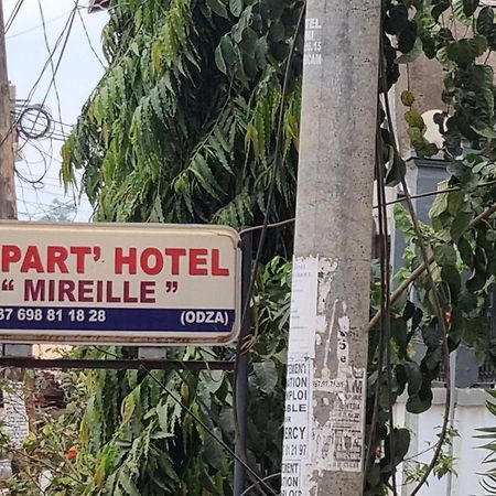 Appart Hotel Mireille Яунде Экстерьер фото
