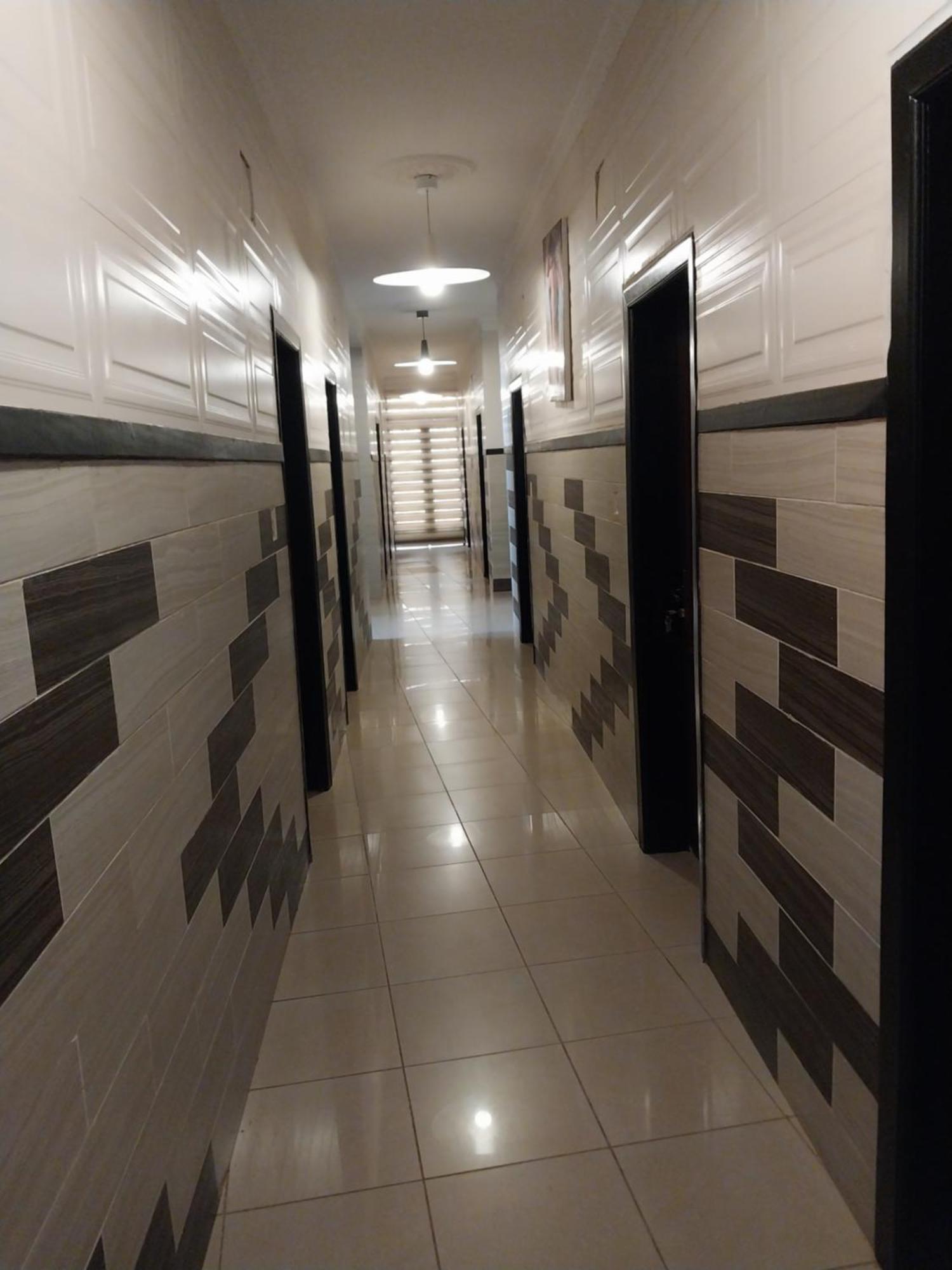 Appart Hotel Mireille Яунде Экстерьер фото